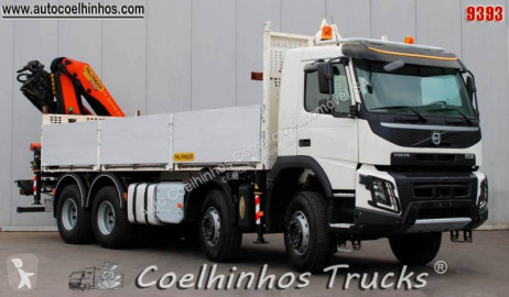 Camion grue Volvo