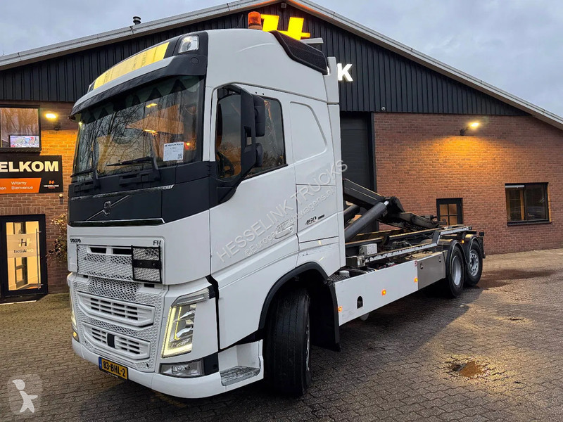 Kamion Volvo FH 6X2 VDL 25T Haakarm Standairco...