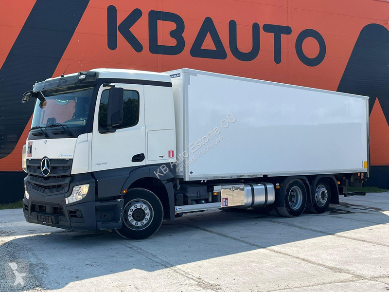 Lastbil Mercedes 2545 6x2 BOX L=7526 mm