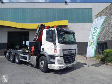Camion polybenne DAF