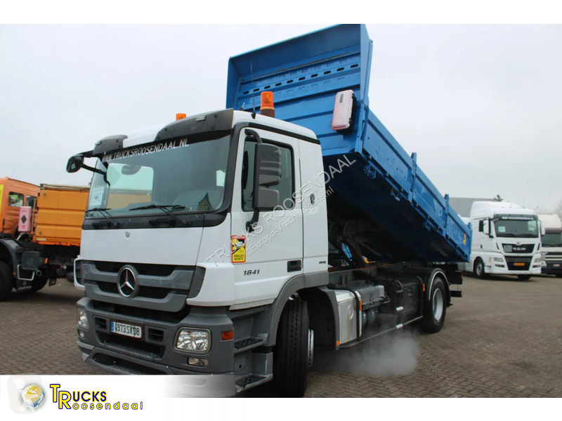 Camion Mercedes 1941 + TIPPER