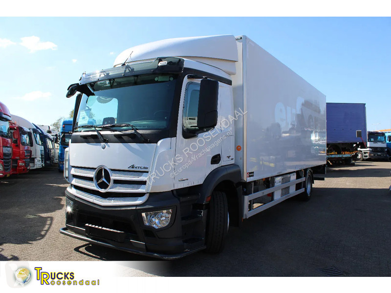 Camion Mercedes 1924 + THERMO KING 1200 + LIFT...