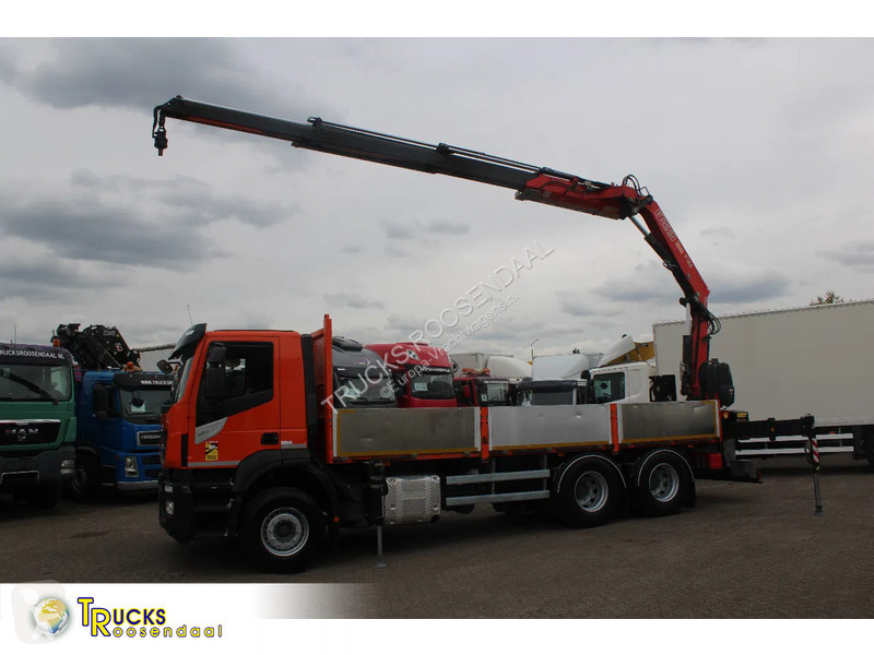 Kamion Iveco 420 + FASSI F185A.2.23 + 6X2 + REMOTE
