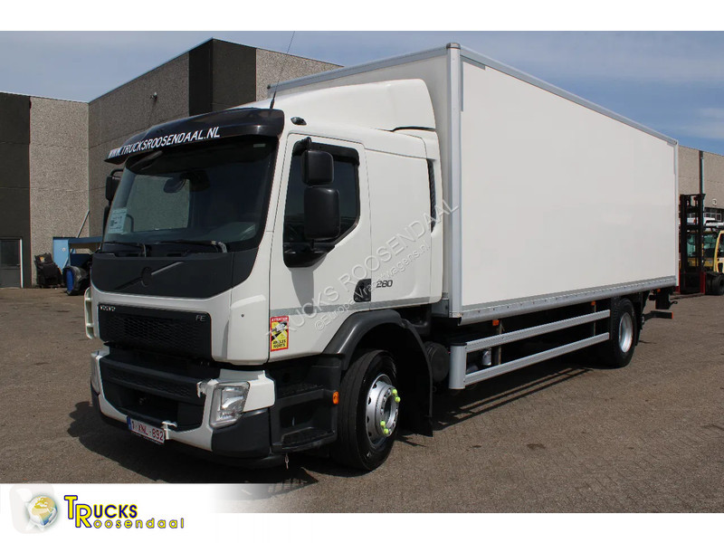 Vrachtwagen Volvo 280 + 19 T + LIFT + EURO 6 +...