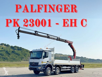 Camion grue Mercedes