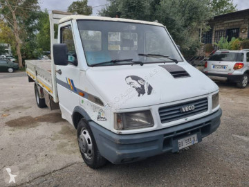 Camion plateau Iveco