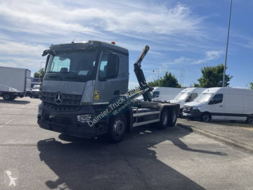 Camion Mercedes Arocs 2643 L