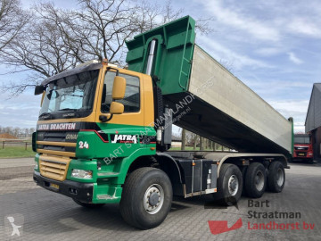 Camion Ginaf X 4446 TS 8x8 Euro 5 met geisoleerde kipper en kleppen