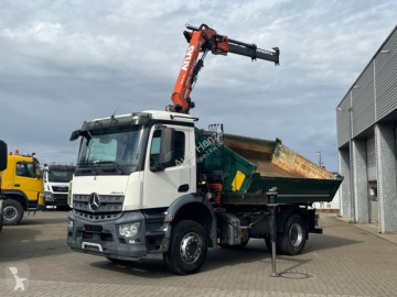 Camion benne Mercedes