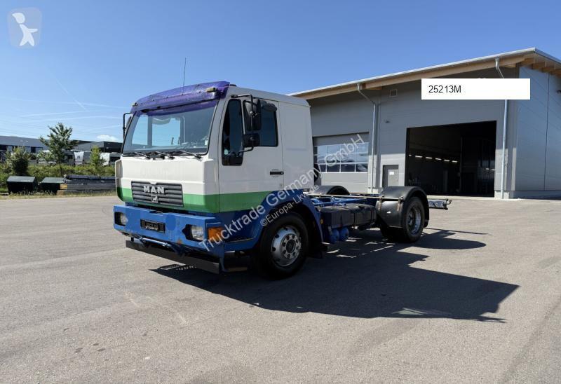 Camión MAN LE 14.280 Fahrgestell / Swiss-Vehicle