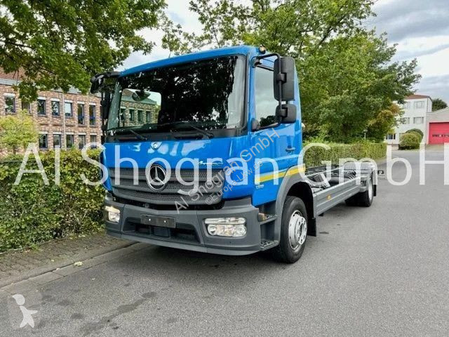 Kamion Mercedes 1318 4x2/Euro...