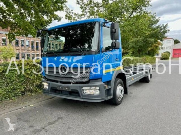Camion châssis Mercedes
