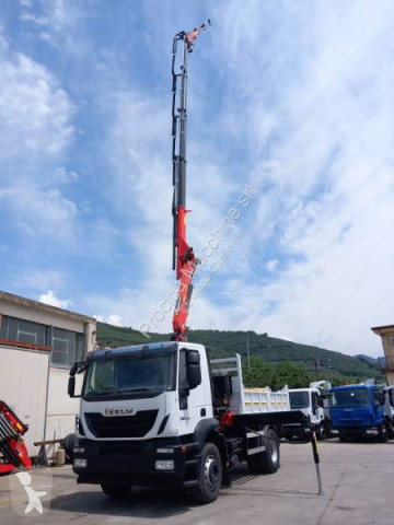 Camion tri-benne Iveco