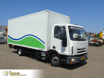 Camion fourgon Iveco