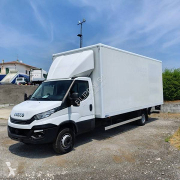 Camion fourgon polyfond Iveco