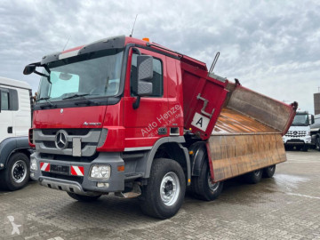 Camion benne Mercedes