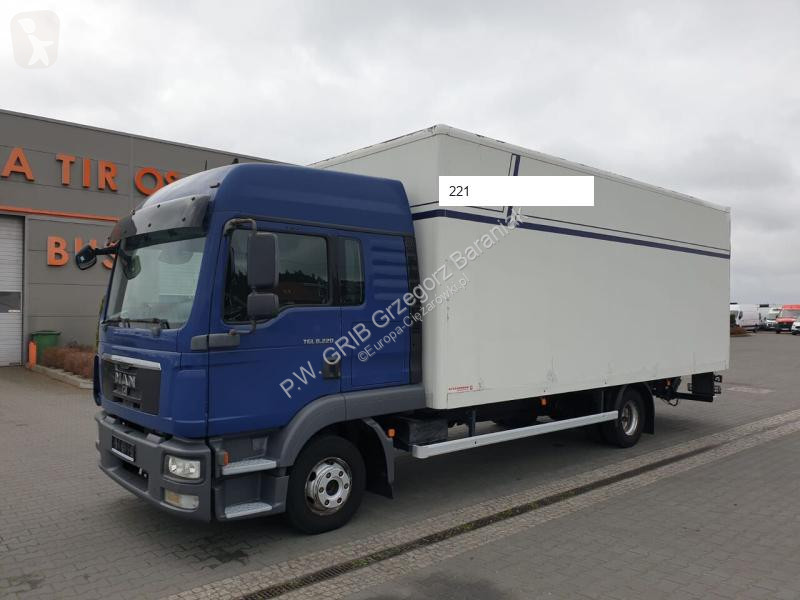Kamion MAN TGL 8.220 EURO 5 CONTAINER+LIFT