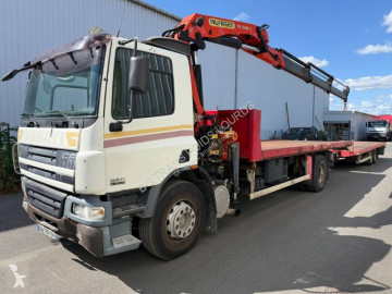 Camion grue DAF