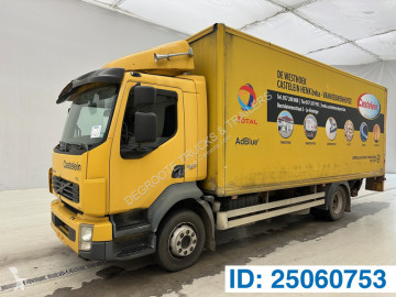 Camion fourgon Volvo
