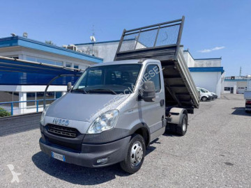 Camion benne Iveco