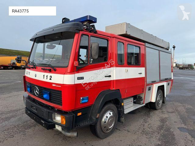 Camion Mercedes 4x2 Fire truck - Feuerwehr -...