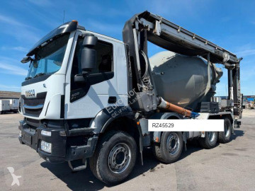 Camion Imer IVECO X-Way 400 8x4 Imer LT8XL Belt LT1601