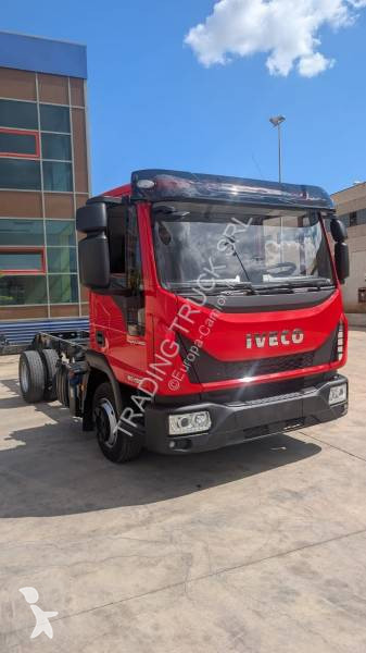 Camión chasis Iveco