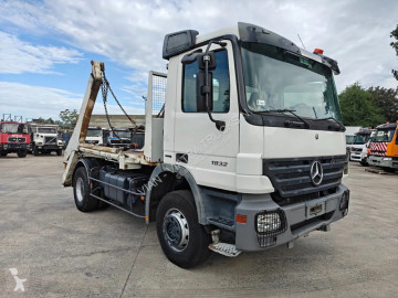 Camion multibenne Mercedes