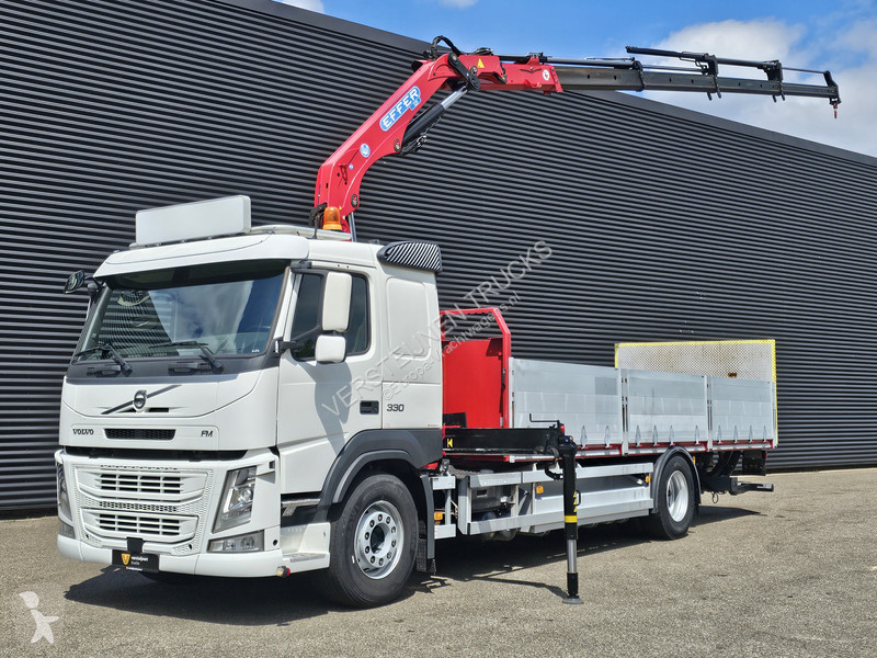 Camion Volvo FM 330 4x2 / EFFER 12.5 t/m CRANE...