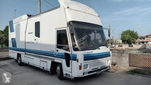 Camion fourgon Iveco