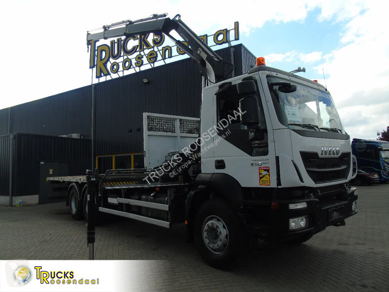 Camión Iveco 360 EEV + HIAB 144B- 2 + 6X4 +...