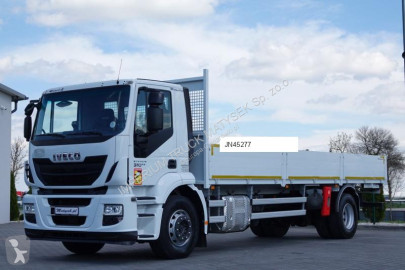 Camion plateau Iveco