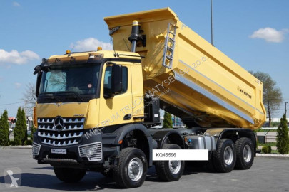Camion benne Mercedes