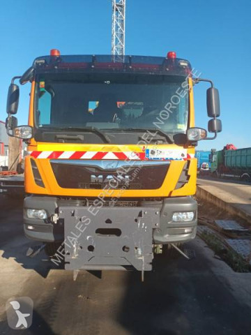 Camion benne MAN
