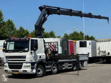 Camion grue DAF