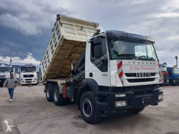Camion tri-benne Iveco