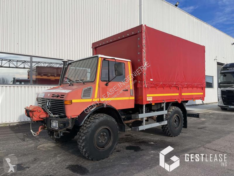 Camion Mercedes UNIMOG 1 L