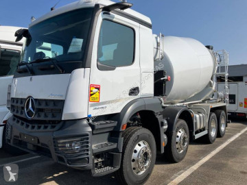 Camion Toupie Béton Mercedes 2224 6x4 – Conrad 1/50 – Neuf – échelle 1:50