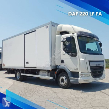 Camion fourgon DAF