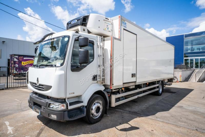 Camion Renault MIDLUM 220 DXI...