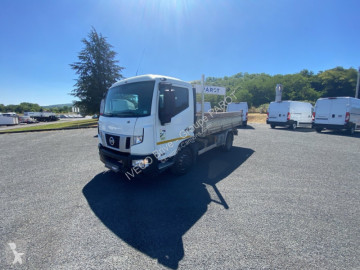 Camion benne Nissan