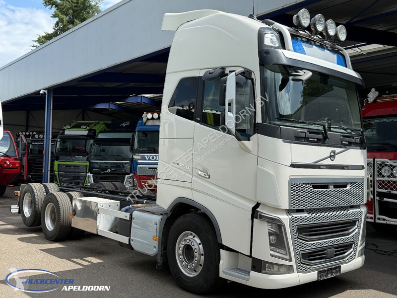 Kamion Volvo FH 750 Globetrotter XL, Retarder,...