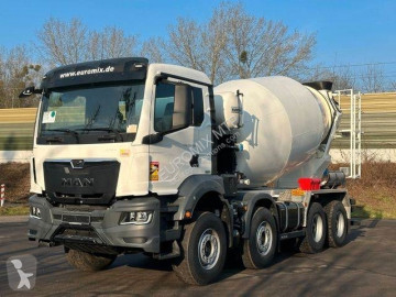 Camion béton MAN