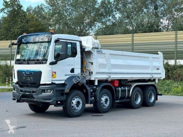 Camion benne MAN