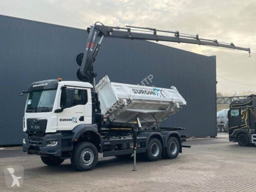 Camion benne MAN