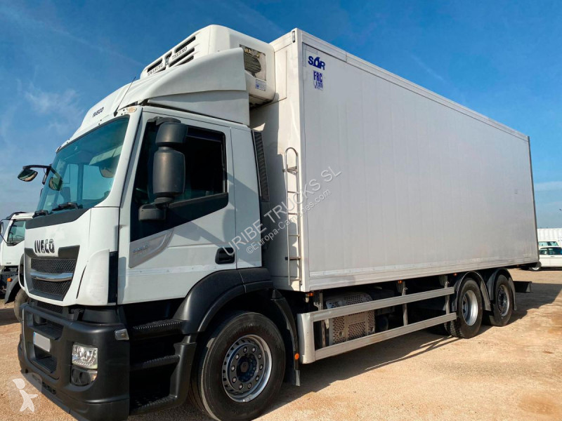Camión Iveco AD 260 S 36 Y/PS