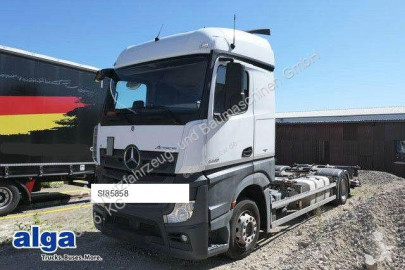 Camion châssis Mercedes