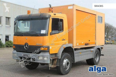 Camion fourgon Mercedes