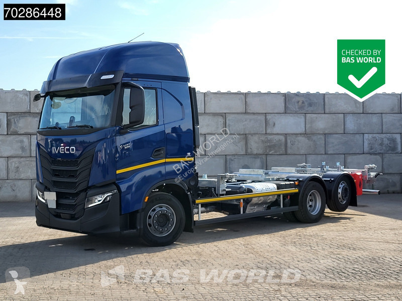 Camión Iveco S-Way 500 6X2 NEW! BDF...