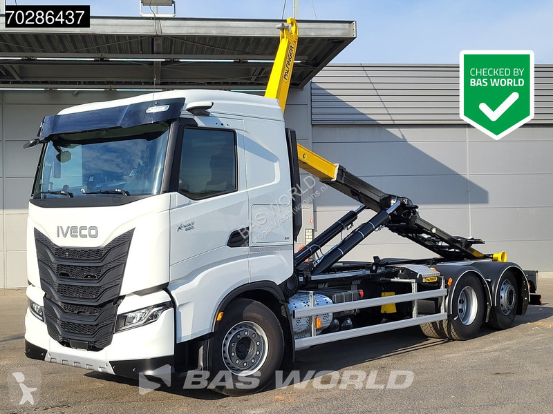 Camión Iveco X-Way 580 6X2 Palfinger PHT20SLD5...